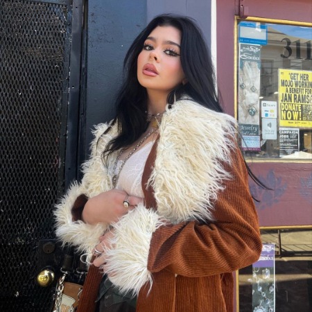 The picture of Addison Riecke clicked in New Orleans, Louisiana.